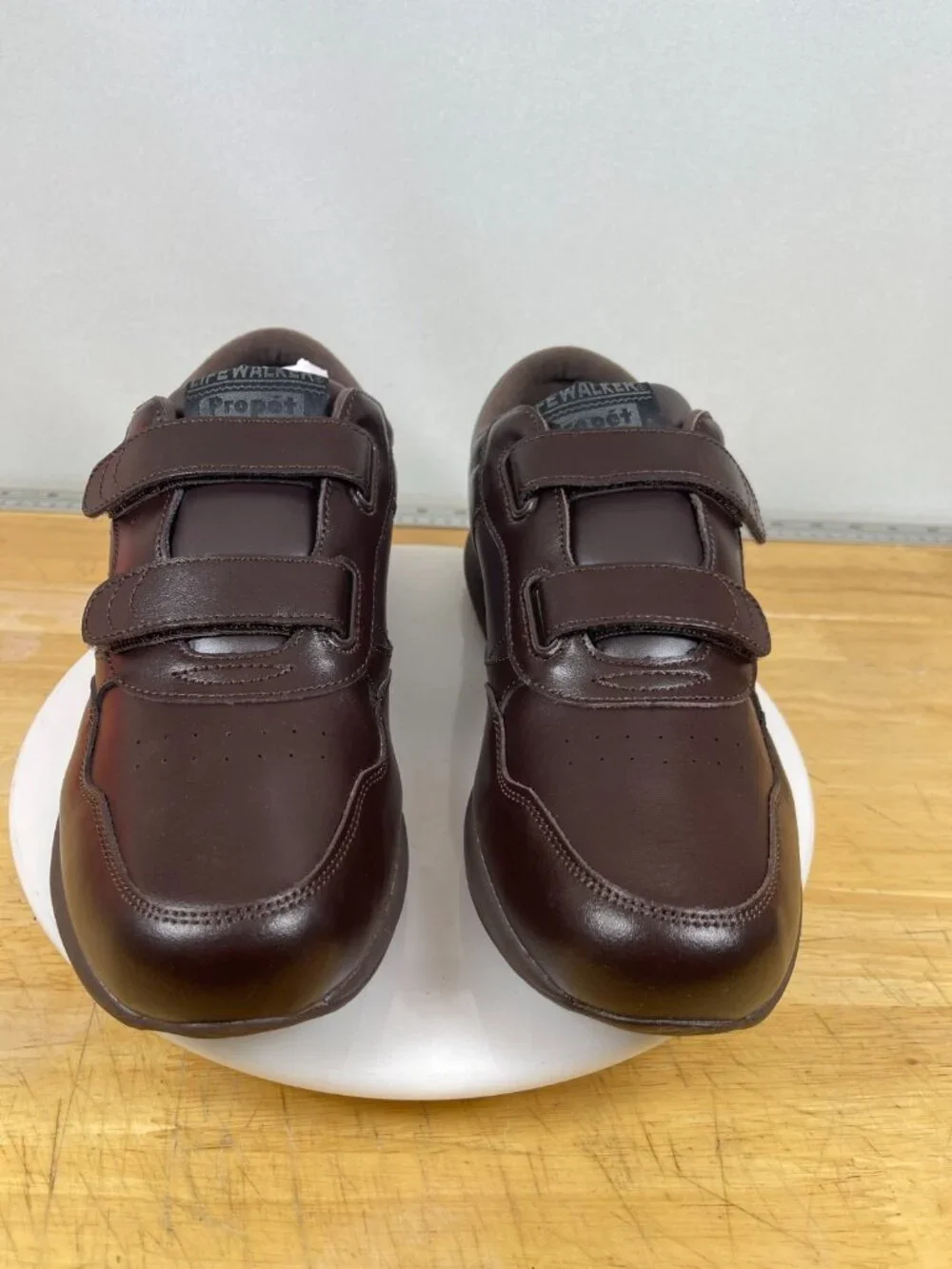 Propét LifeWalker Strap Shoes Mens 11 Wide Brown Leather Comfort